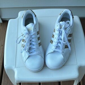 ADIDAS Wonens Sz 10 Grand Court Cloudfoam shoes..cheetah stripes EUC